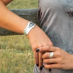 Montana Silversmiths® Women's Summer Storm Geometric Cuff Bracelet 5 Montana Silversmiths® Women's Summer Storm Geometric Cuff Bracelet -Leather Wallet Shop BC5079 mod